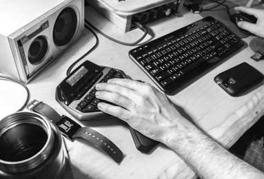 九游体育-二次进攻35比0被剃光头 波神不在独行侠举步维艰